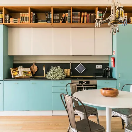 알마리아 - 엑스 리브리스 아파트먼트 | 시아두 리스본